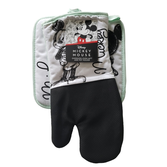 Disney Mickey Mouse Oven Pot Holder Set